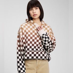 GAP Checkered Hoodie in Tan and White youth 14-16 or women’s size small